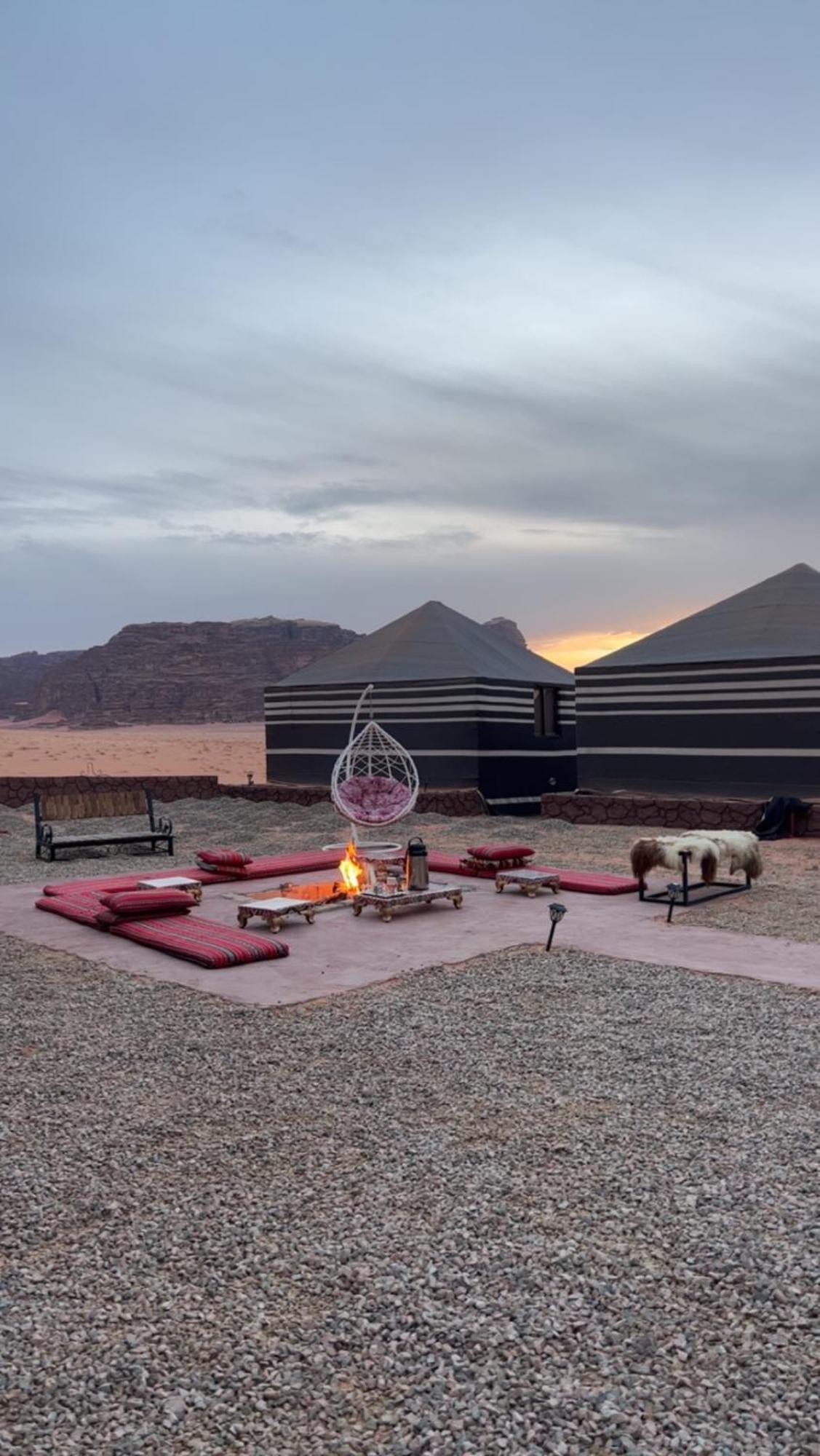 Hotel Bedouin Life Camp Wadi Rum Esterno foto