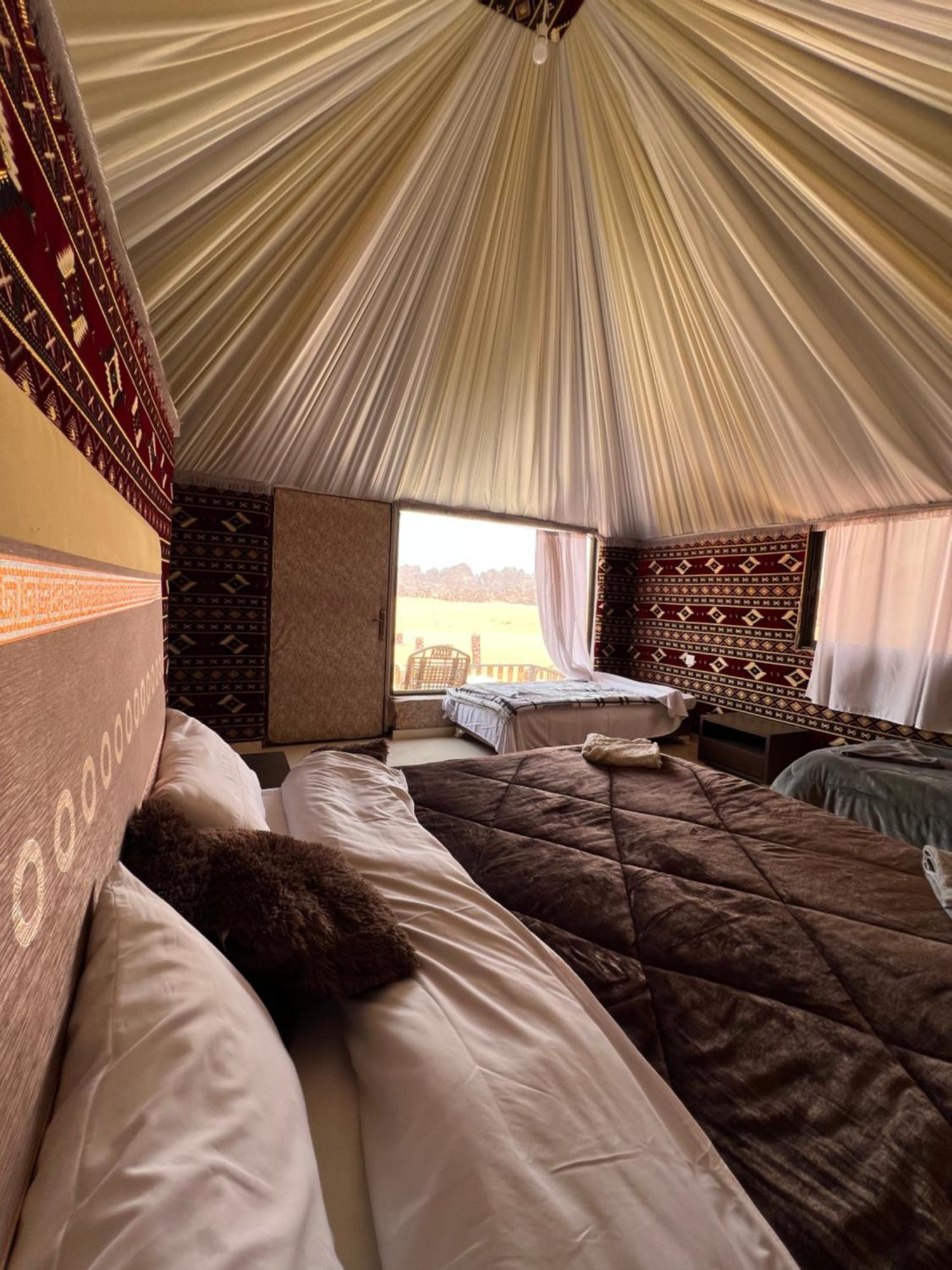 Hotel Bedouin Life Camp Wadi Rum Esterno foto