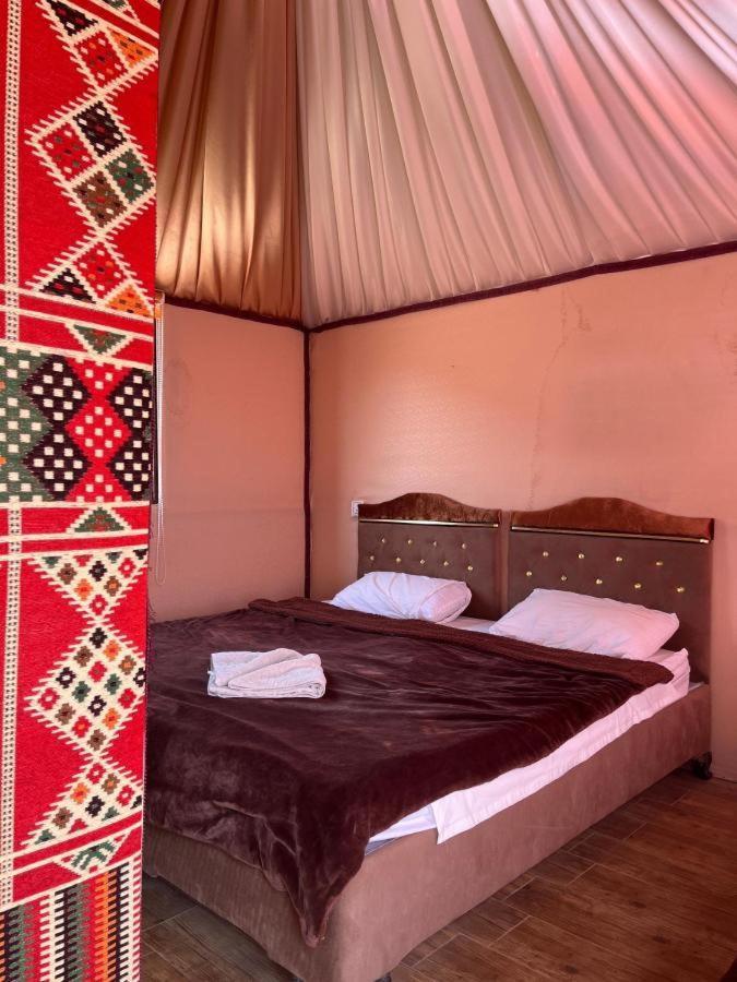 Hotel Bedouin Life Camp Wadi Rum Esterno foto