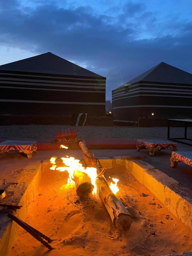 Hotel Bedouin Life Camp Wadi Rum Esterno foto