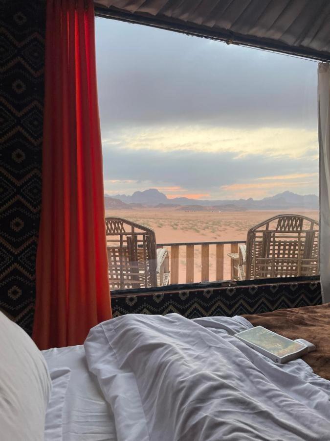 Hotel Bedouin Life Camp Wadi Rum Esterno foto