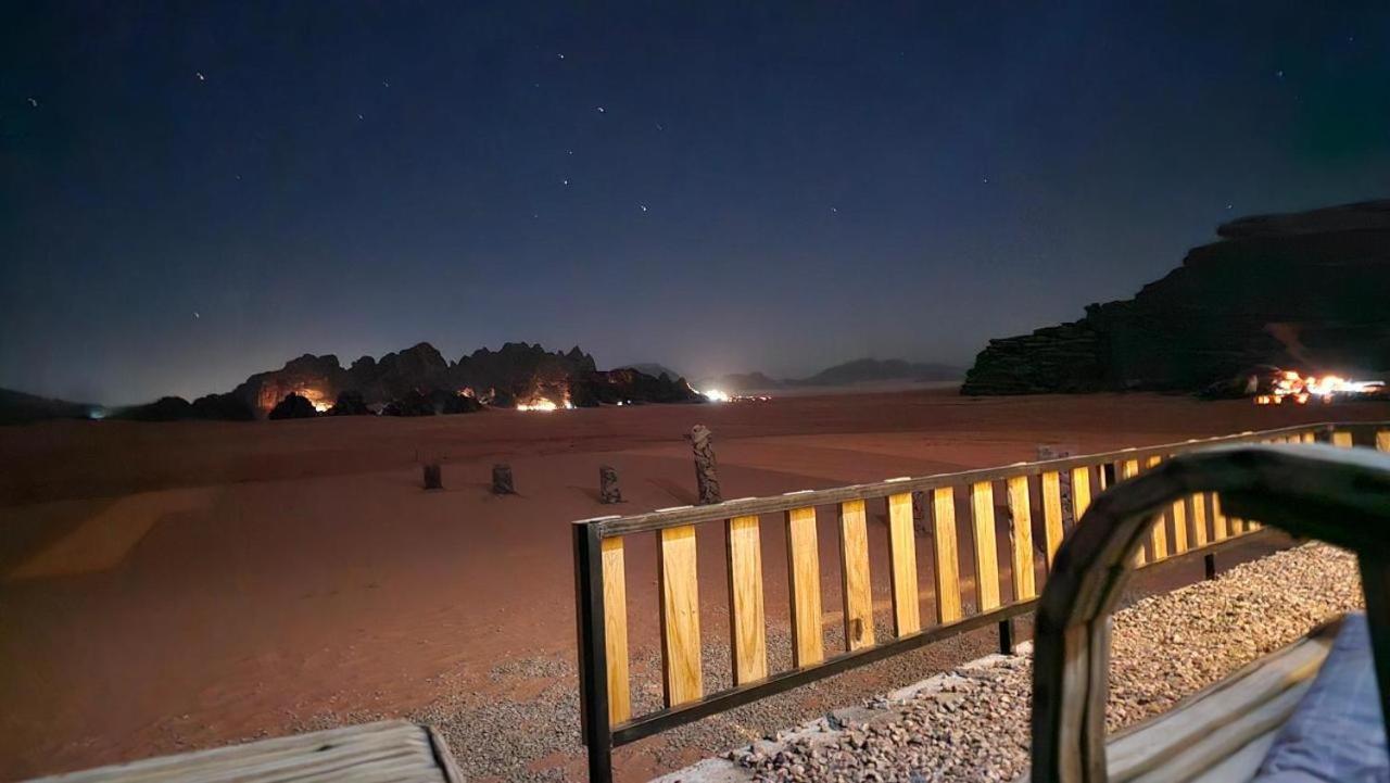 Hotel Bedouin Life Camp Wadi Rum Esterno foto