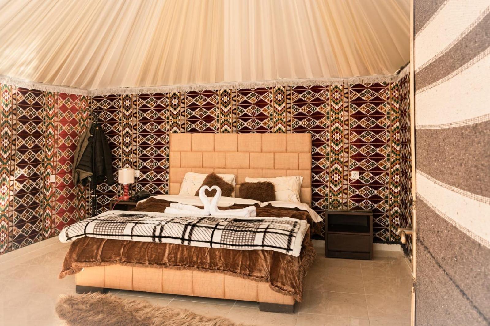 Hotel Bedouin Life Camp Wadi Rum Esterno foto