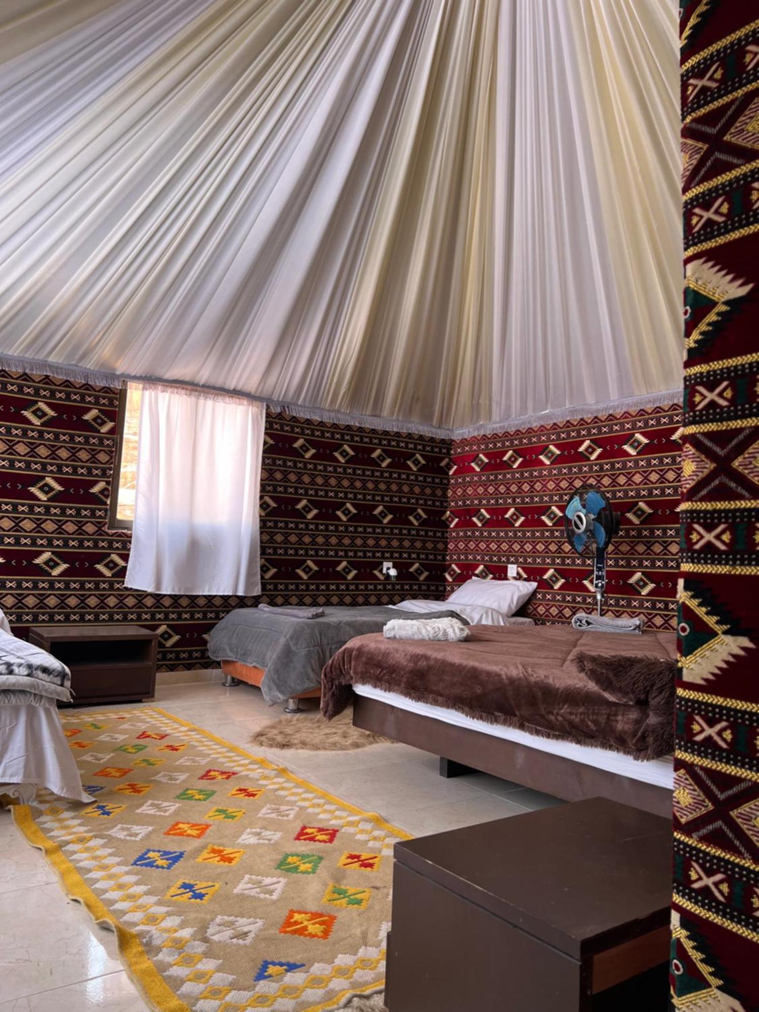 Hotel Bedouin Life Camp Wadi Rum Esterno foto