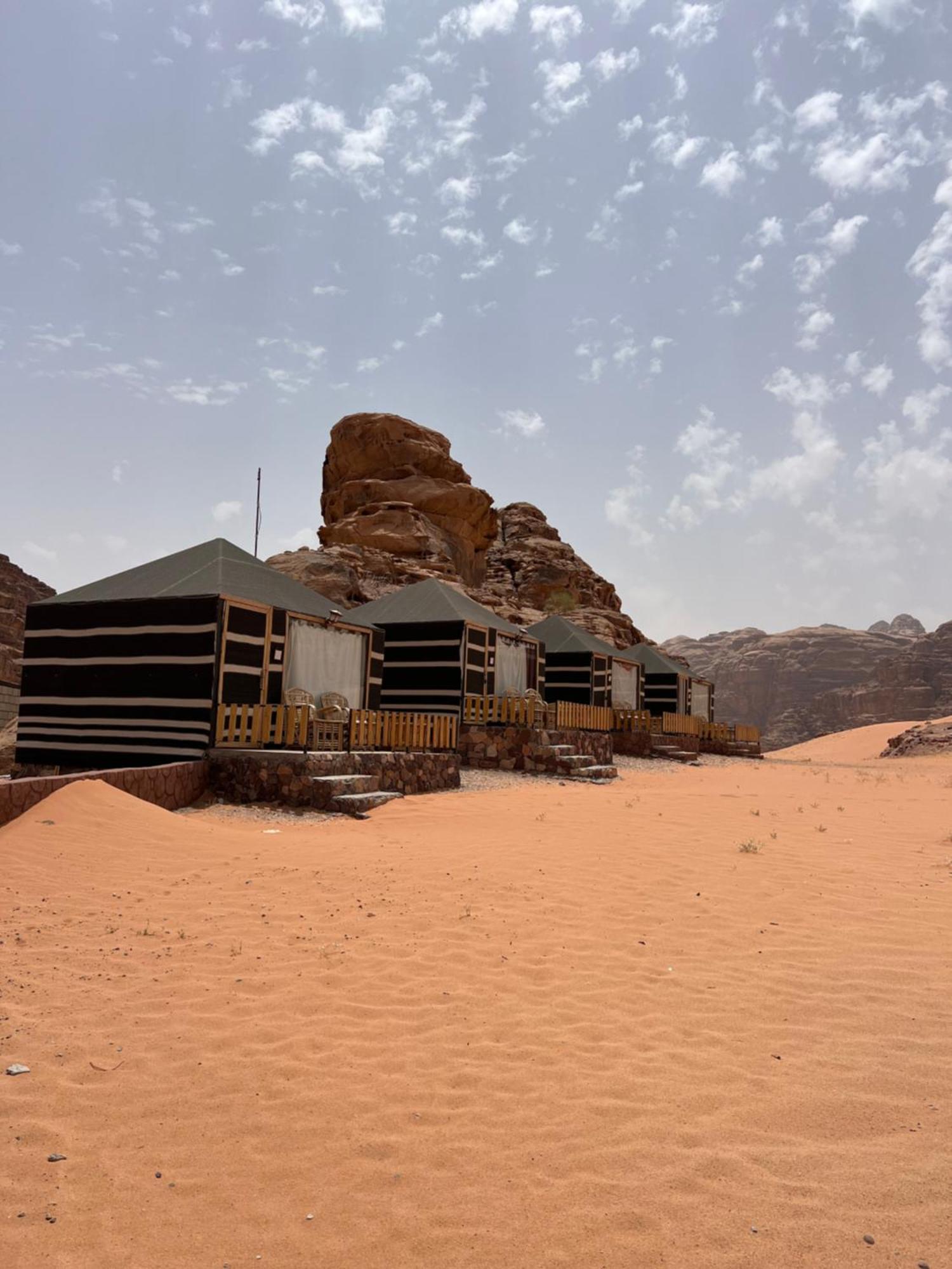 Hotel Bedouin Life Camp Wadi Rum Esterno foto