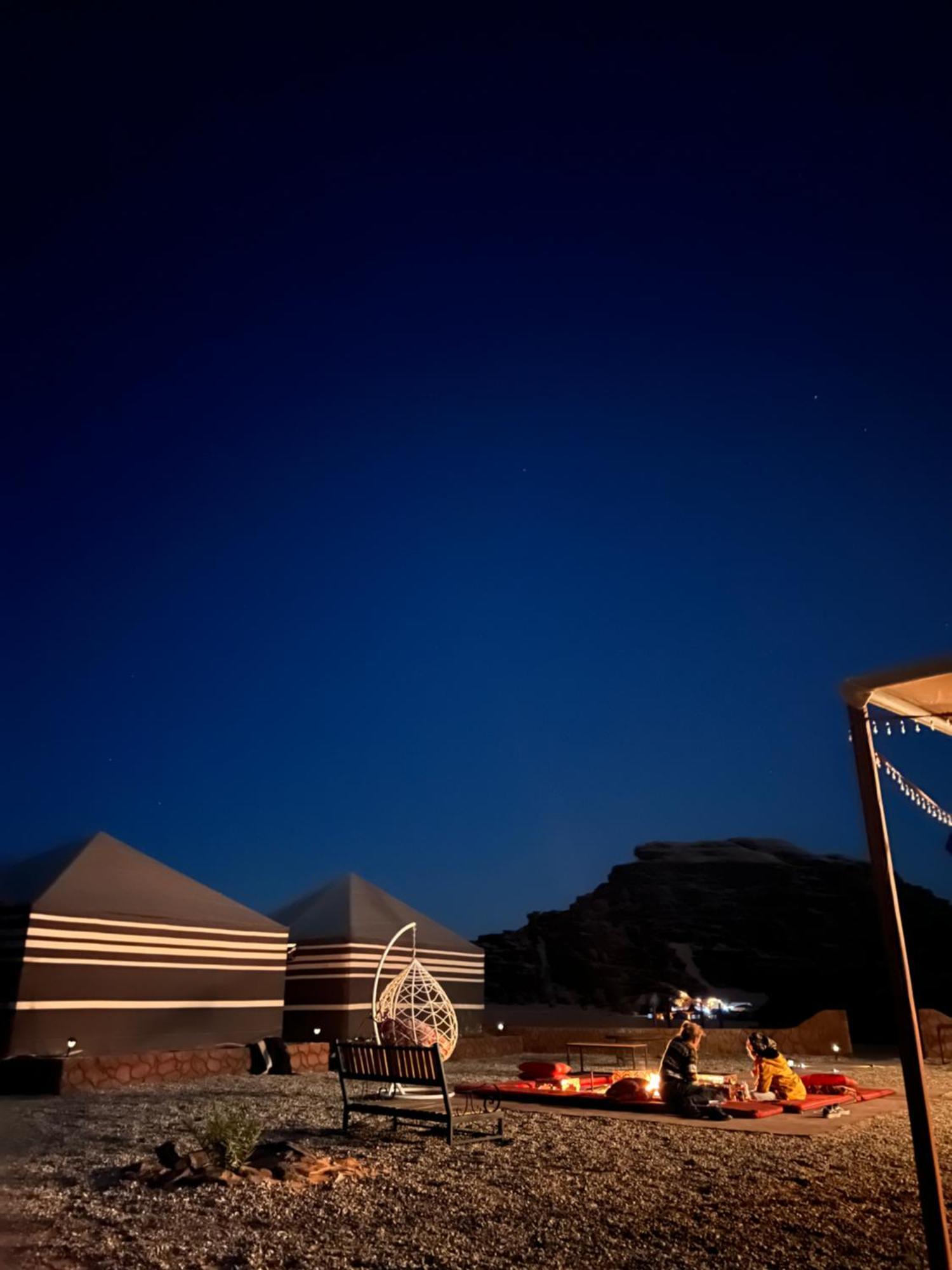 Hotel Bedouin Life Camp Wadi Rum Esterno foto