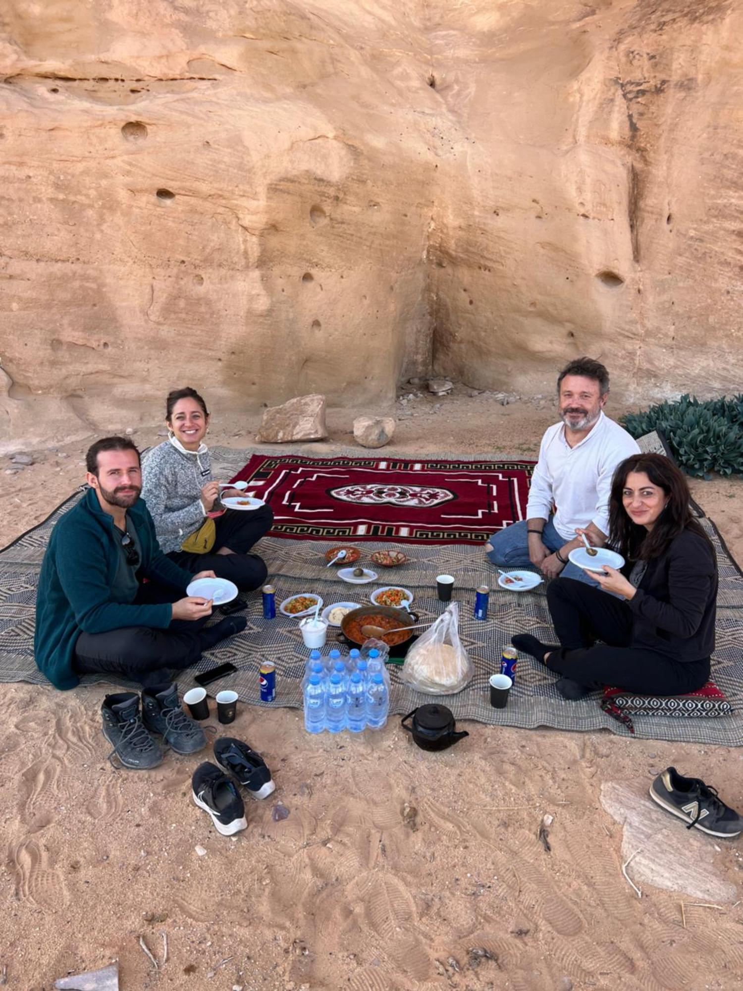 Hotel Bedouin Life Camp Wadi Rum Esterno foto