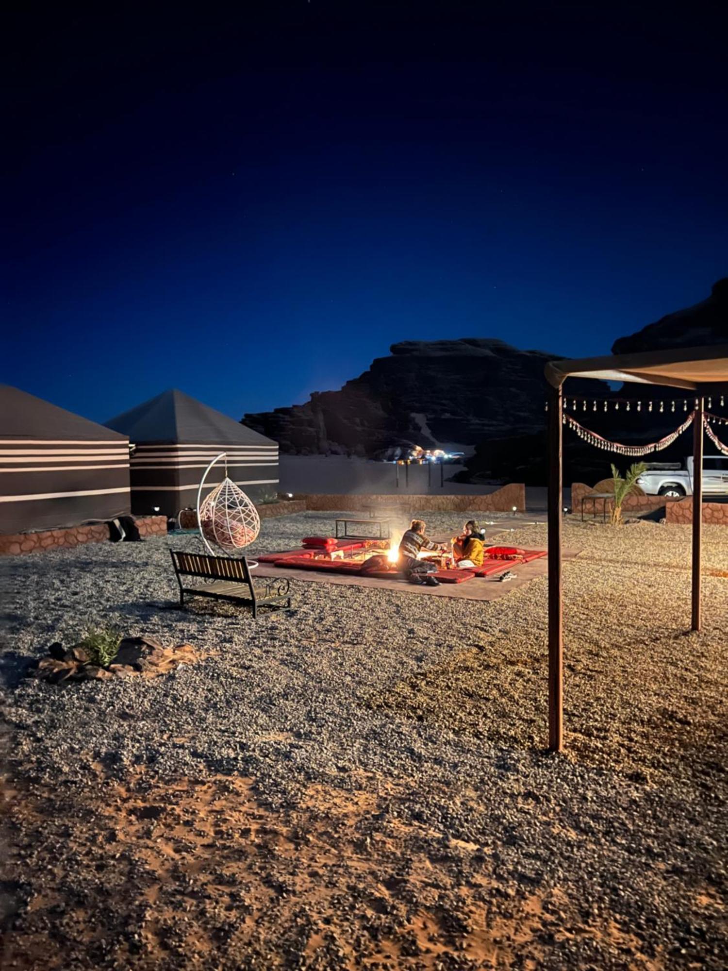 Hotel Bedouin Life Camp Wadi Rum Esterno foto